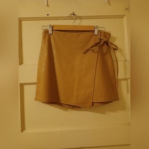 Zara Size M Patent Leather Skort